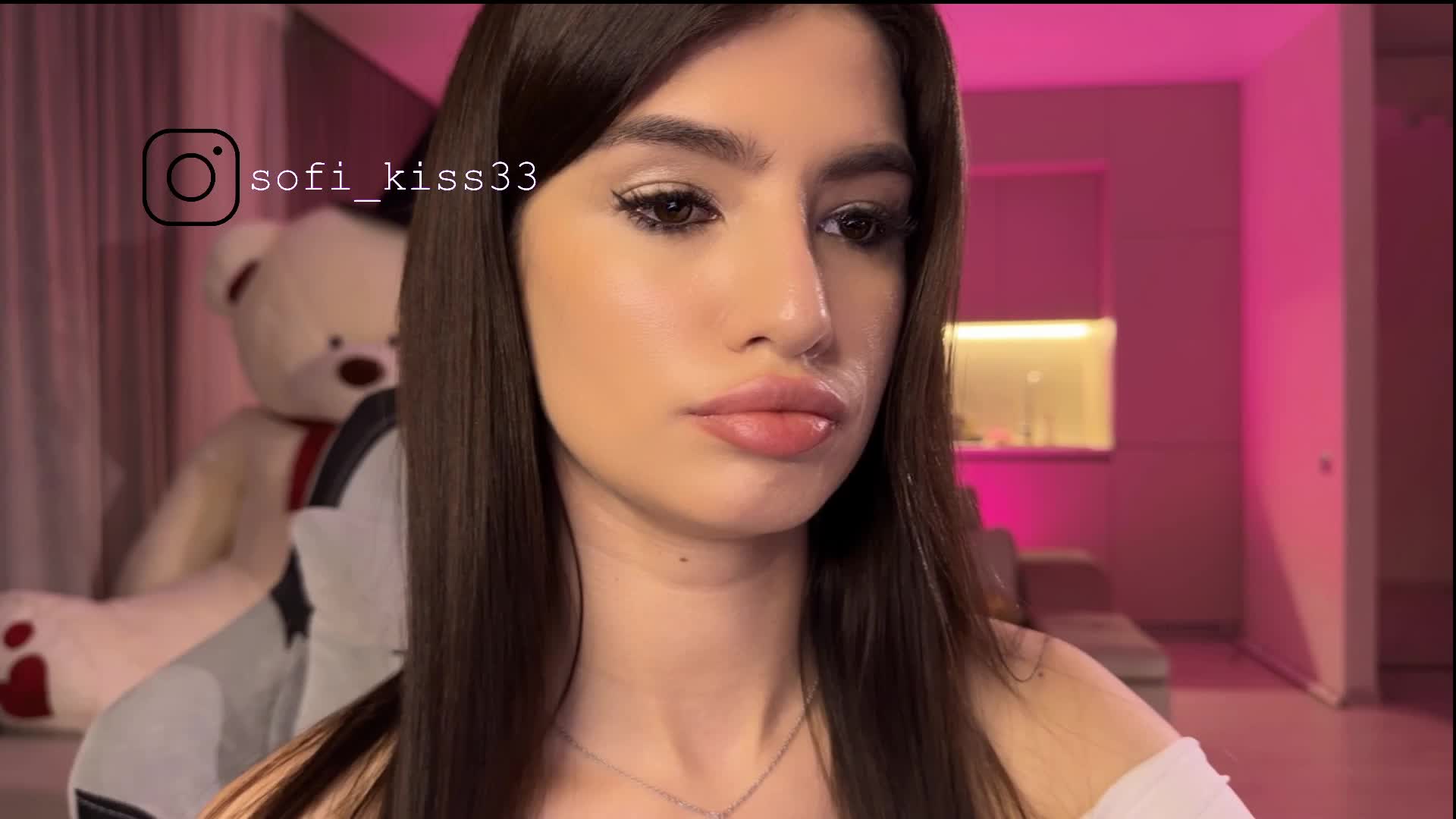 Sofi-Mi Adult Chat December 11, 2025