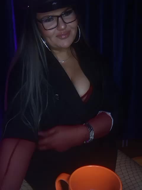 Brunetochkaaa Adult Chat December 11, 2025