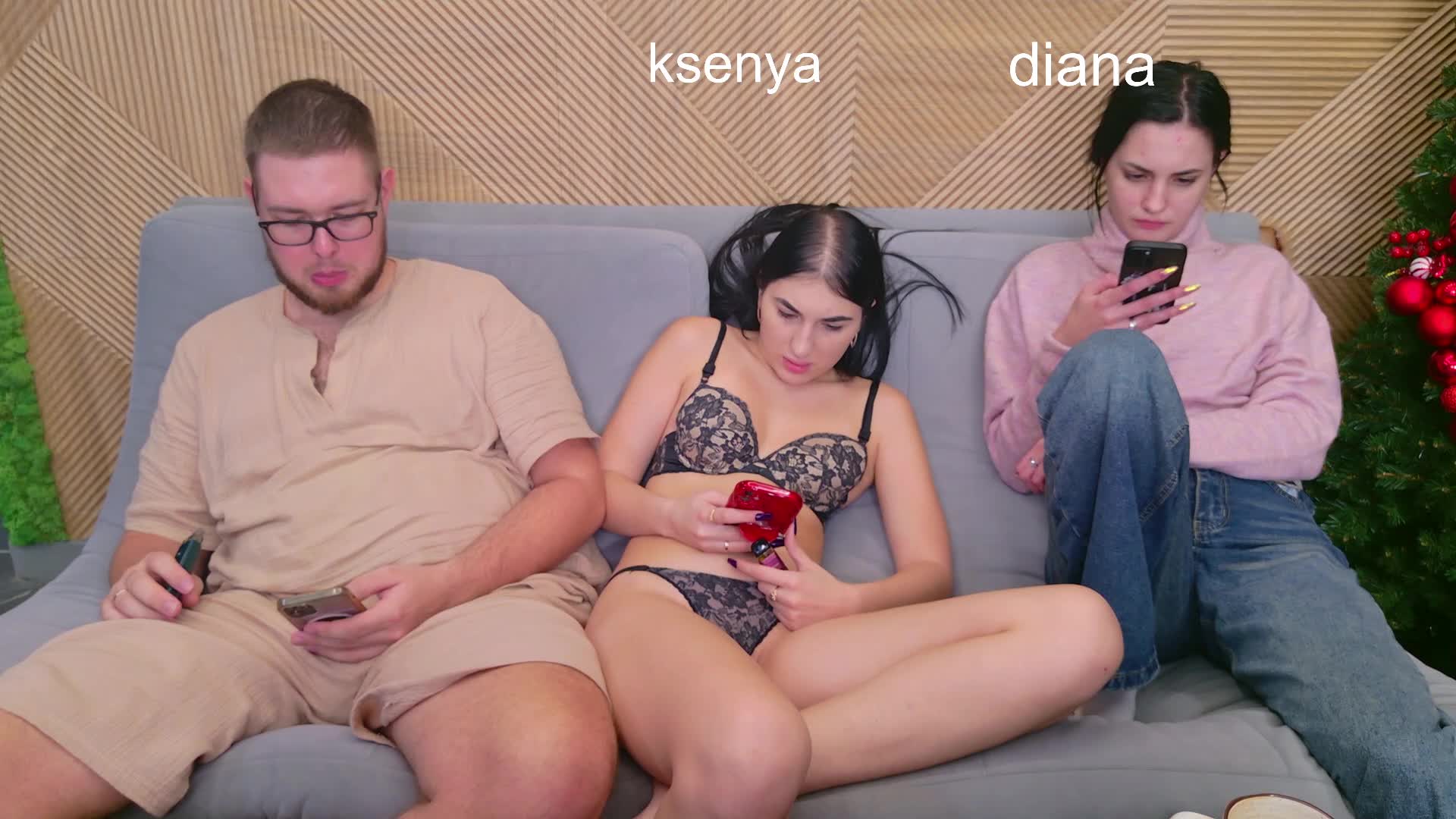 WebcamSlut Adult Chat December 12, 2025