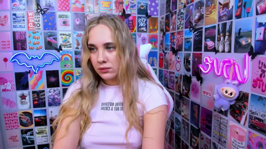 MiaMilas Adult Chat December 12, 2025