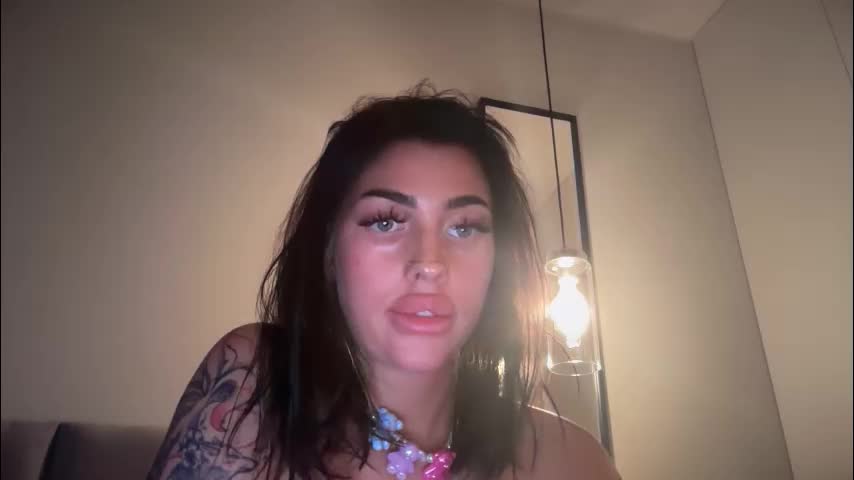 marakuia054 Adult Chat December 12, 2025