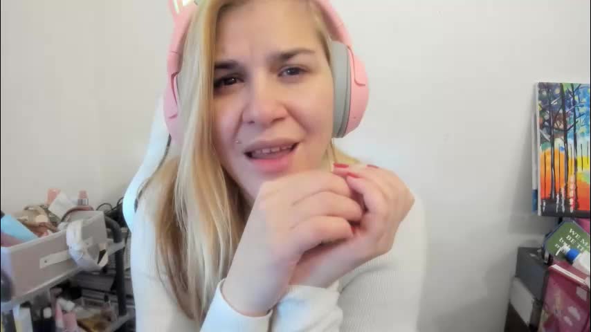 artsyandcraftsy_ Adult Chat December 12, 2025