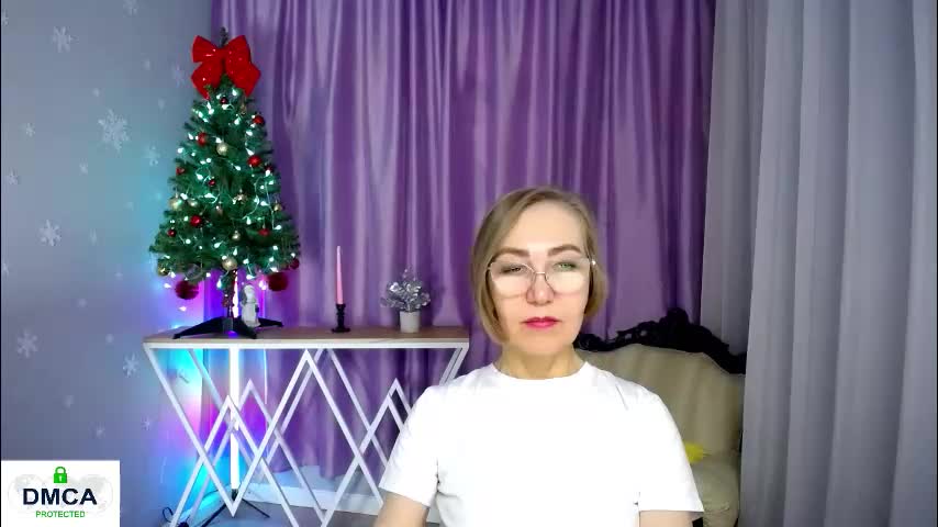 queen_a_n_i Adult Chat December 12, 2025