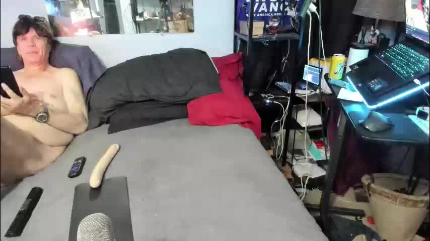 pink_black Adult Chat December 12, 2025