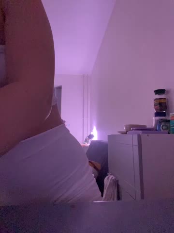 girlsz_ Adult Chat December 12, 2025