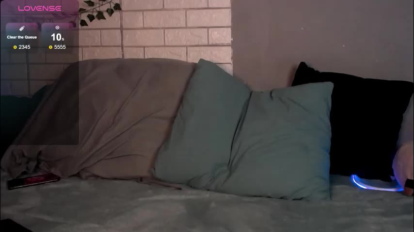 _lustica_ Adult Chat December 12, 2025