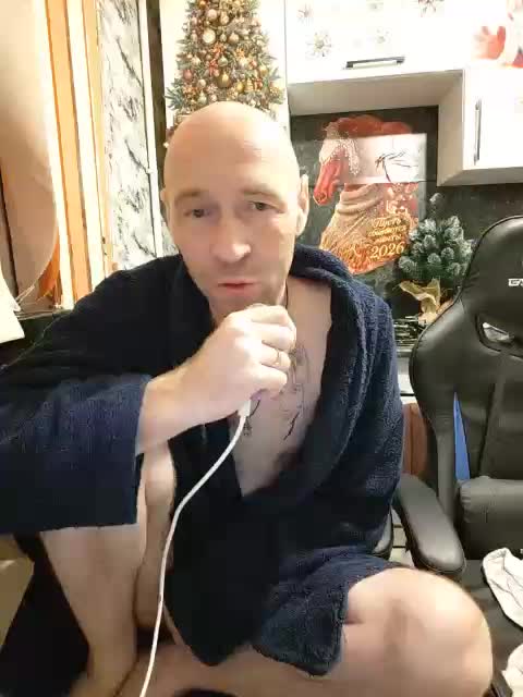 Innokentiy449 Adult Chat December 12, 2025