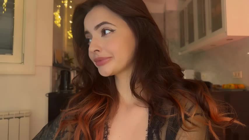 GoodGirll2133 Adult Chat December 12, 2025