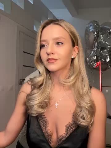 Emeli_Blur Adult Chat December 12, 2025