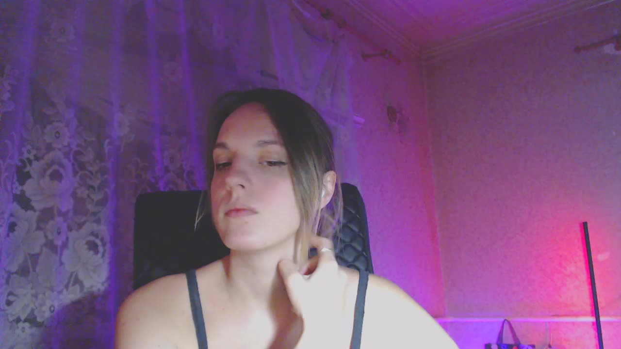 Babymuro4ka Adult Chat December 12, 2025