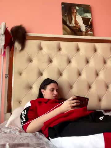 Flossy_Vettie Adult Chat December 12, 2025