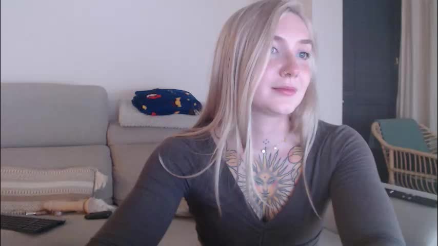 tattoobbgirl Adult Chat December 12, 2025