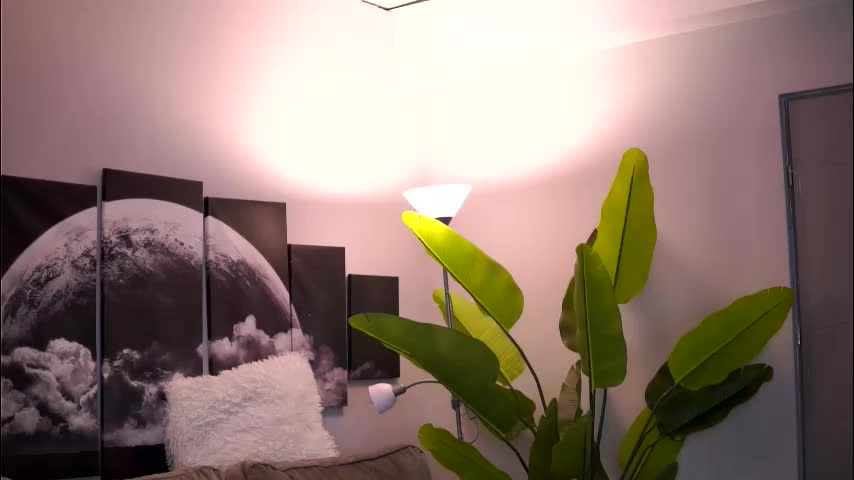 ellieredd Adult Chat December 12, 2025