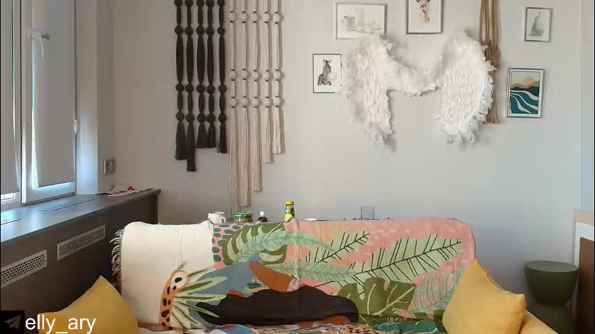 elly_ary Adult Chat December 12, 2025