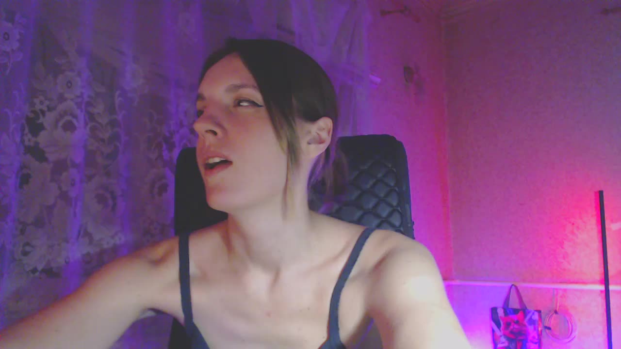 Babymuro4ka Adult Chat December 12, 2025