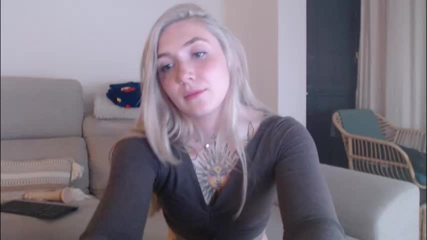 tattoobbgirl Adult Chat December 12, 2025