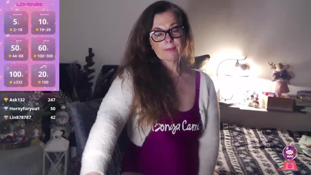 HelenBerg Adult Chat December 12, 2025