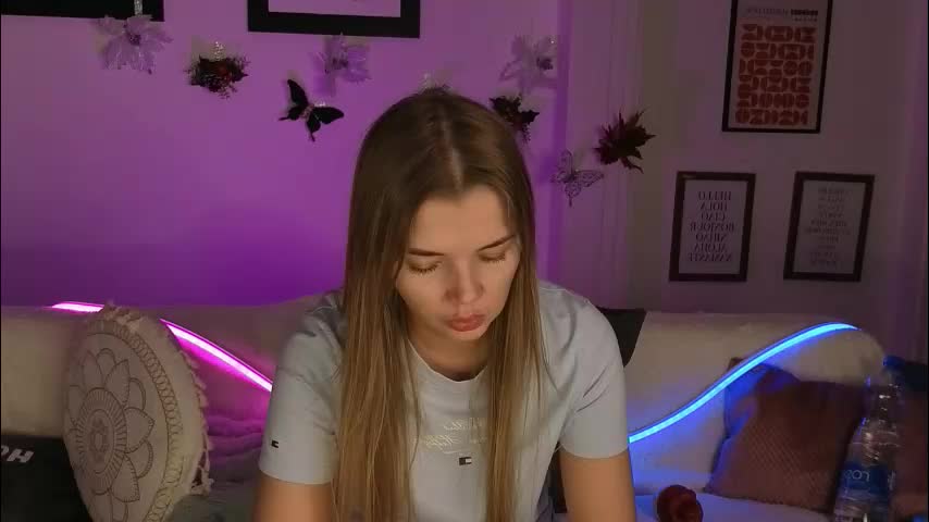 carriebradshawww Adult Chat December 12, 2025