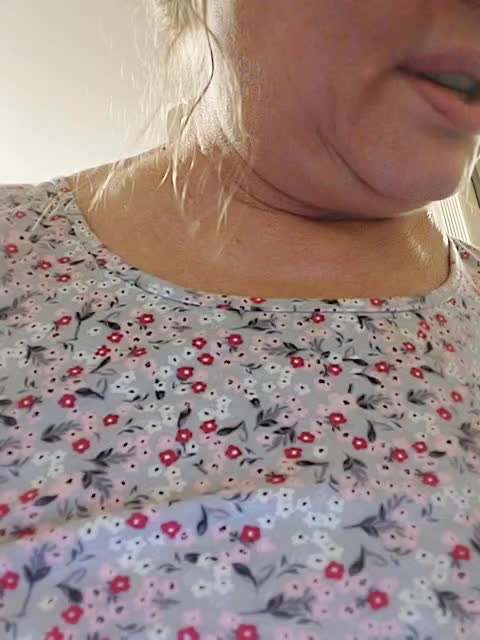 MonaMonako Adult Chat December 12, 2025