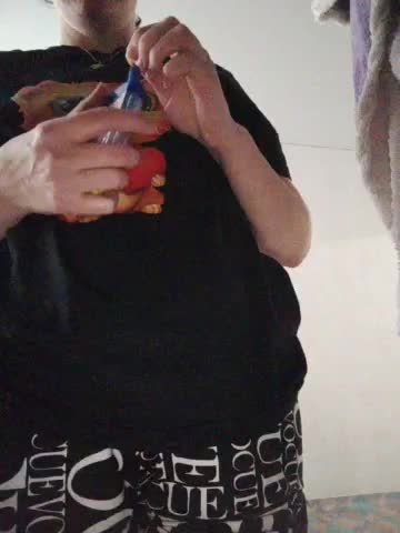 Xo4y-SeXa Adult Chat December 12, 2025