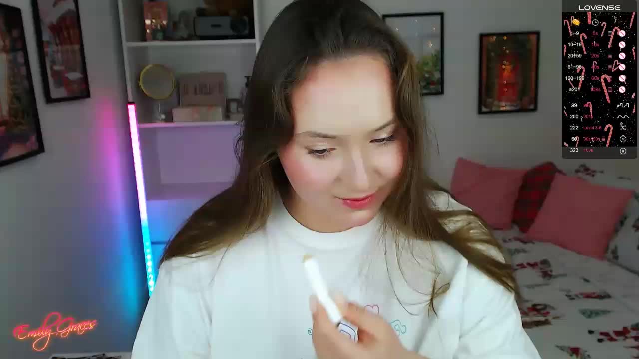 -EmilyxGrasez- Adult Chat December 12, 2025