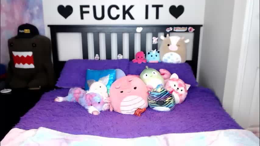 mackenziewolfe Adult Chat December 12, 2025