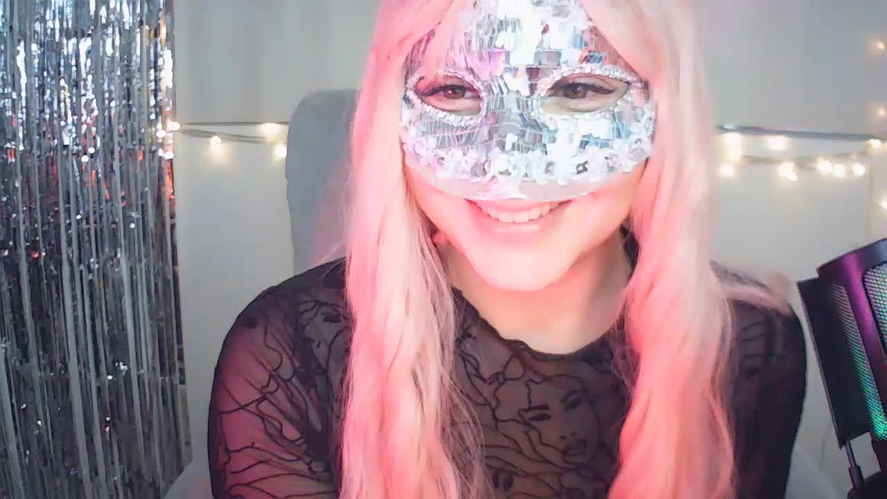 Samira-XXX Adult Chat December 12, 2025