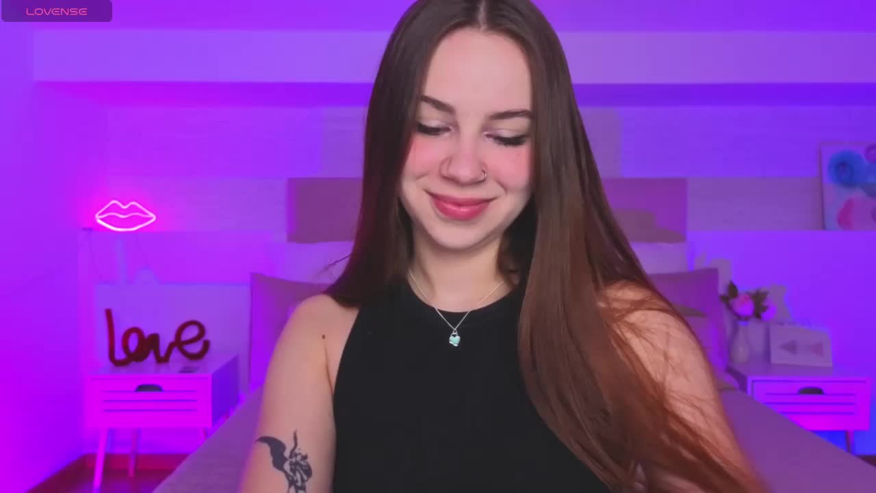 Little-sin- Adult Chat December 12, 2025