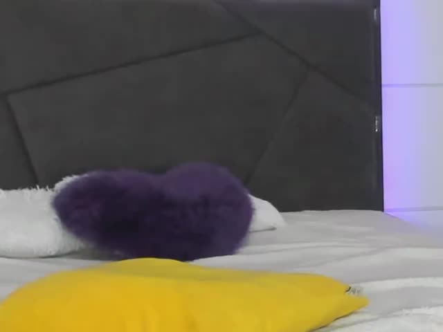 HollyTaillor Adult Chat December 12, 2025