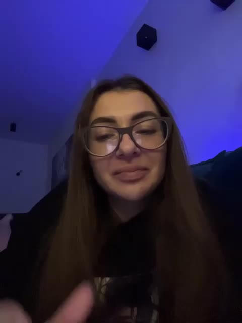 WILDGIRL Adult Chat December 12, 2025