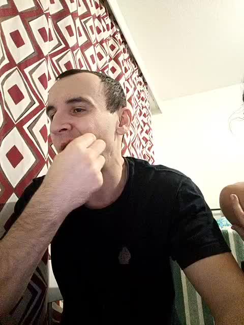 Efirchiki Adult Chat December 12, 2025