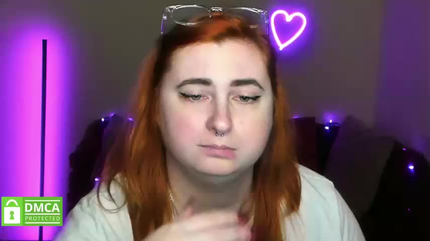 Aliciaredluv Adult Chat December 12, 2025