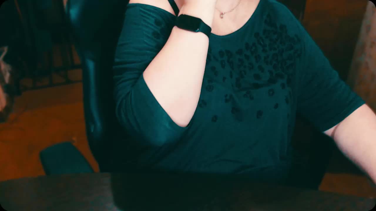 Alisa1917 Adult Chat December 12, 2025