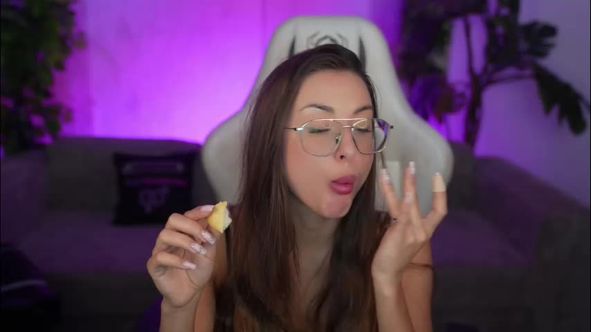 kira0541 Adult Chat December 13, 2025