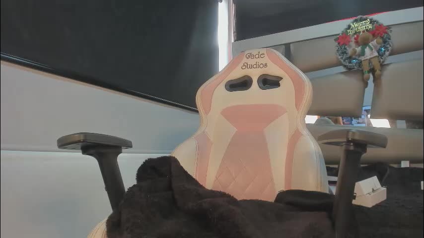 laura__js_ Adult Chat December 13, 2025