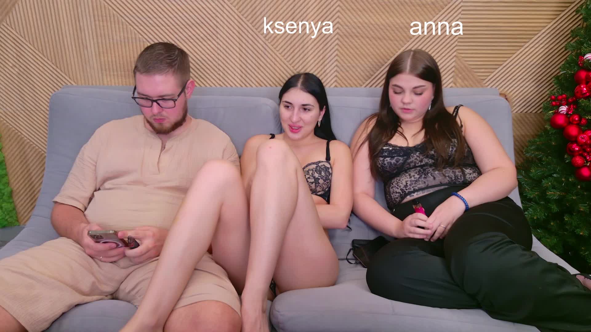 WebcamSlut Adult Chat December 13, 2025