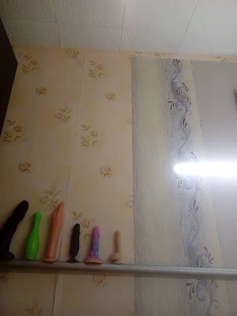 Konfetka80 Adult Chat December 13, 2025