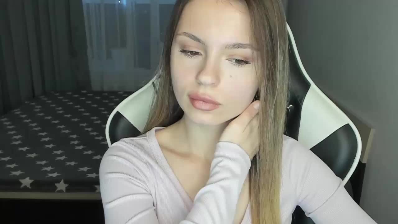 EmiMe Adult Chat December 13, 2025