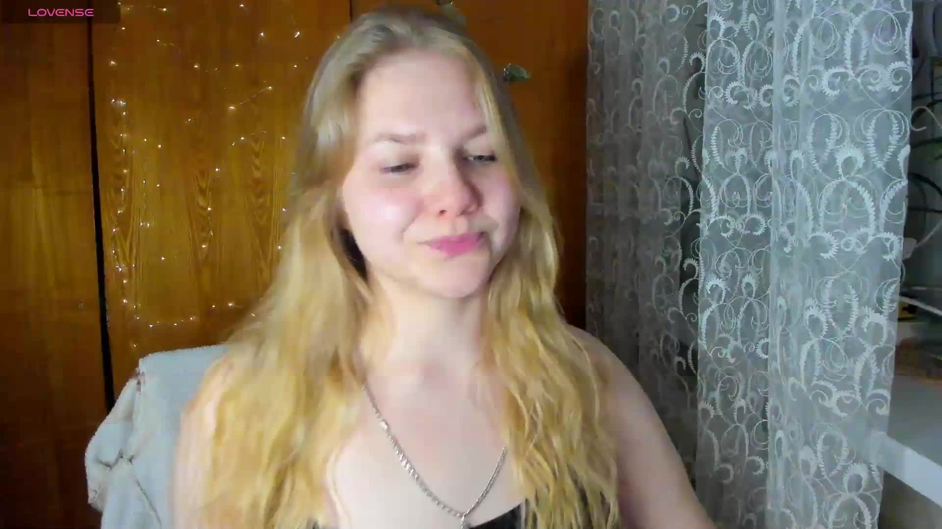 Emma-Frizea Adult Chat December 13, 2025