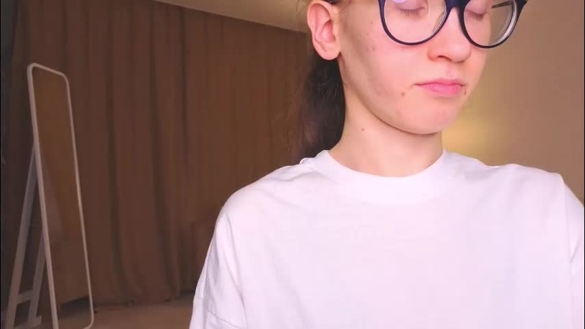 lynettebails Adult Chat December 13, 2025