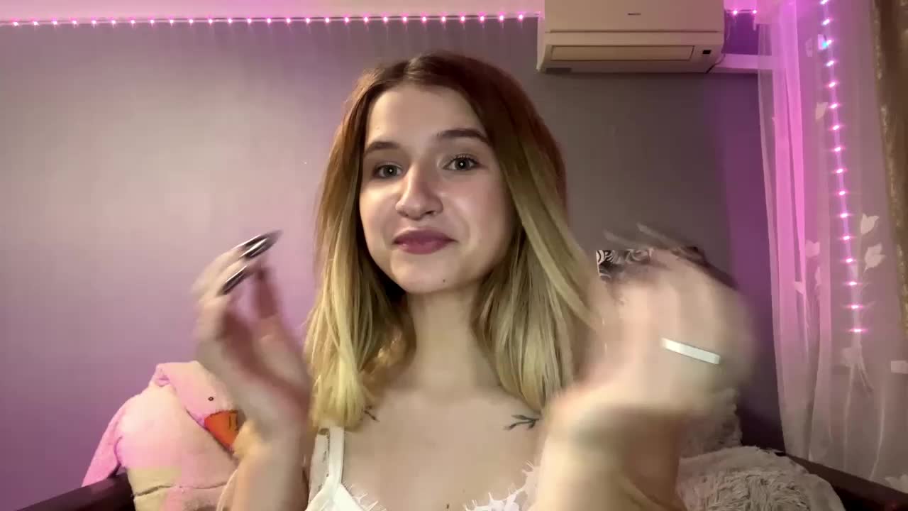 MicaFiechter Adult Chat December 13, 2025