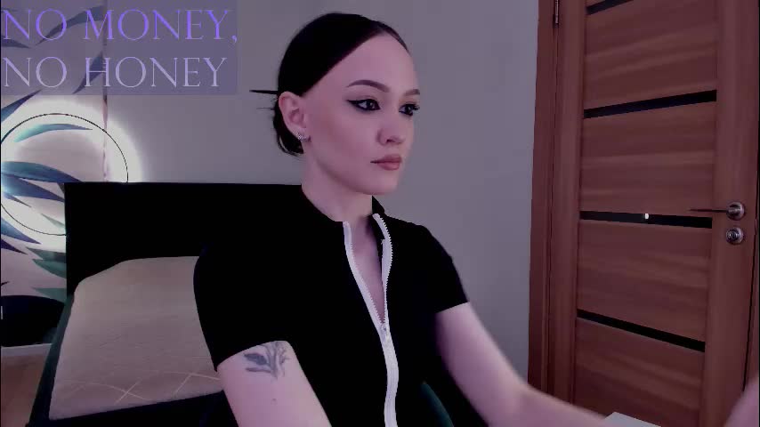 mistress_mialibra Adult Chat December 13, 2025