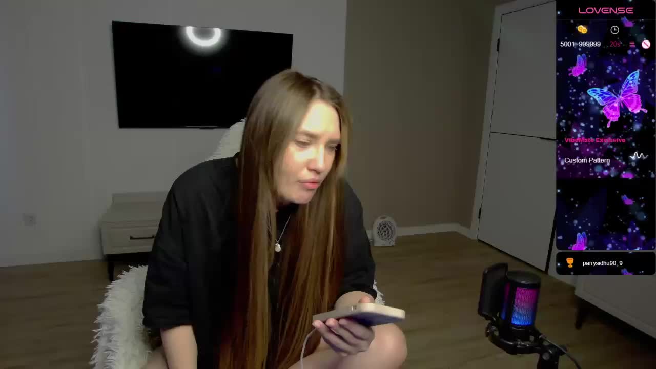 Holly_Molii Adult Chat December 13, 2025