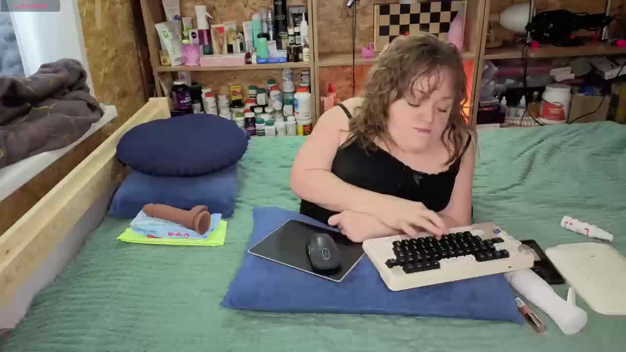 MiniNatali Adult Chat December 13, 2025