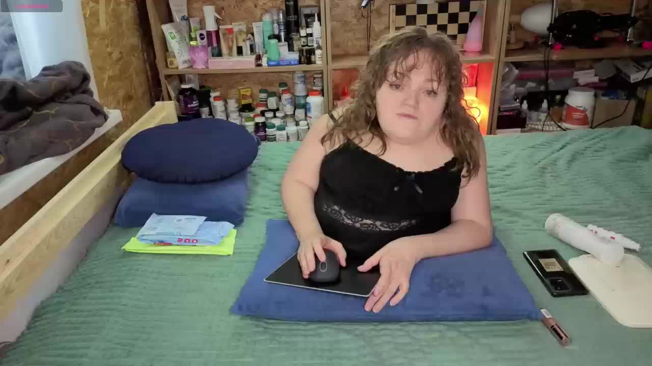 MiniNatali Adult Chat December 13, 2025