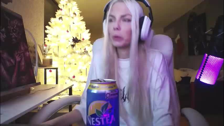 tinykylie Adult Chat December 13, 2025