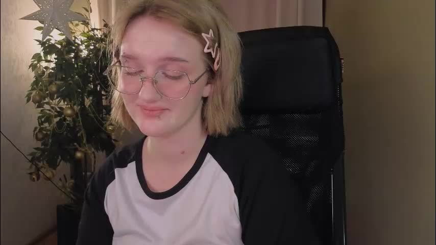 eliejay Adult Chat December 13, 2025