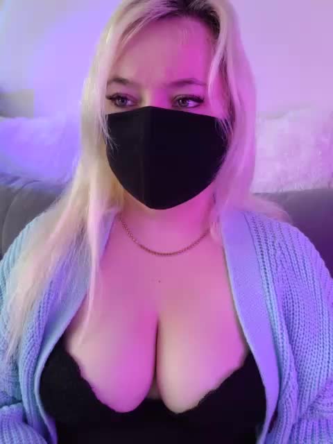 Alicekitty Adult Chat December 13, 2025