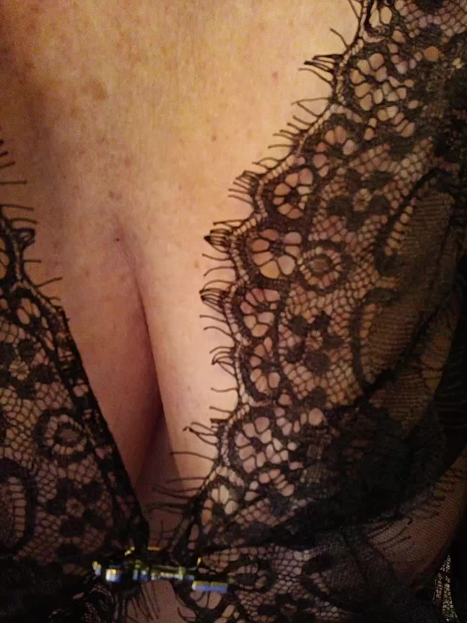 HelenBerg Adult Chat December 13, 2025