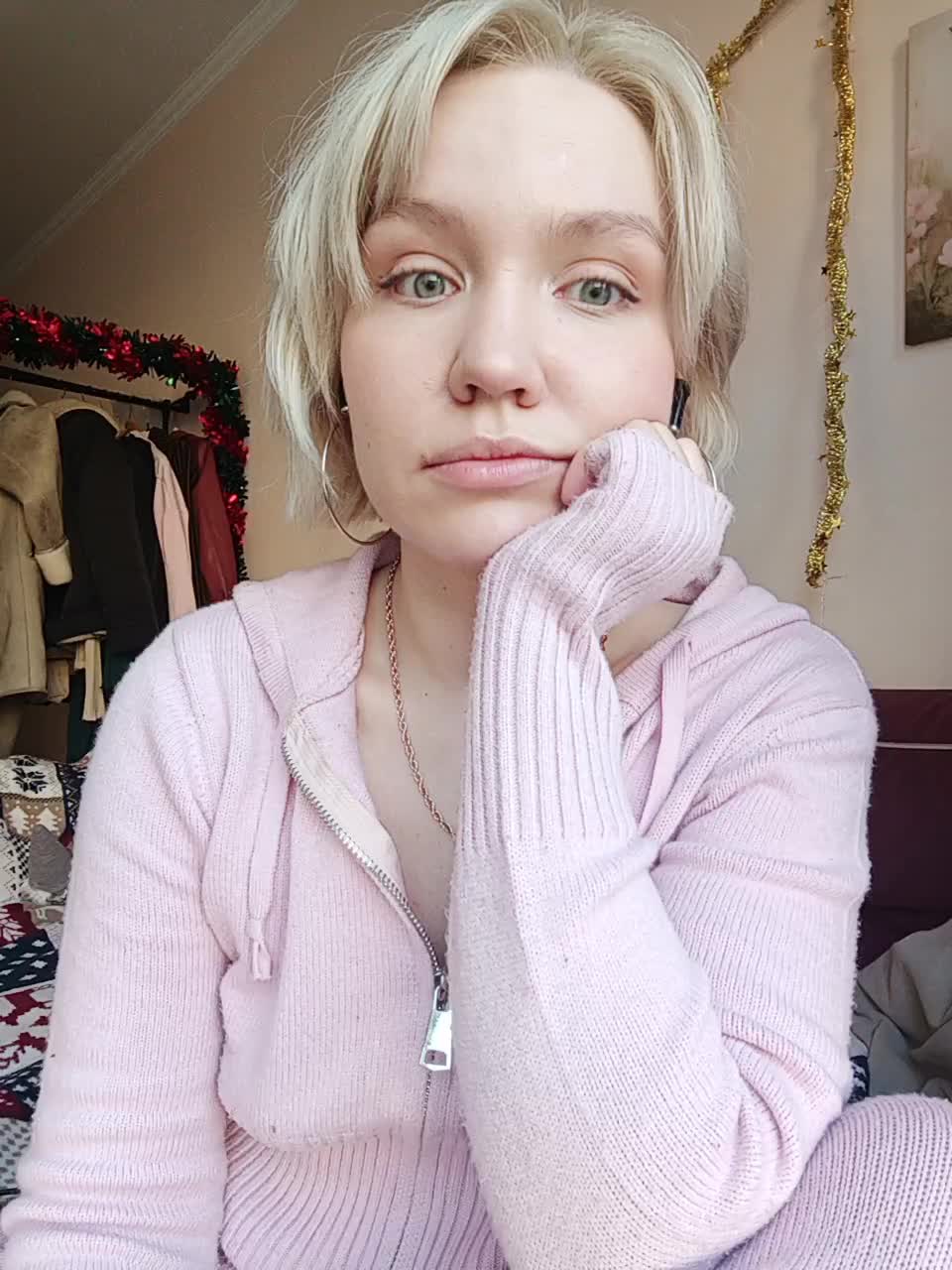 LadyAnny Adult Chat December 13, 2025